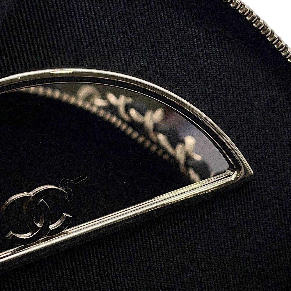 シャネル チェーンショルダーバッグ マトラッセ スモールヴァニティバッグ キャビアスキン AP2502 CHANEL 黒
