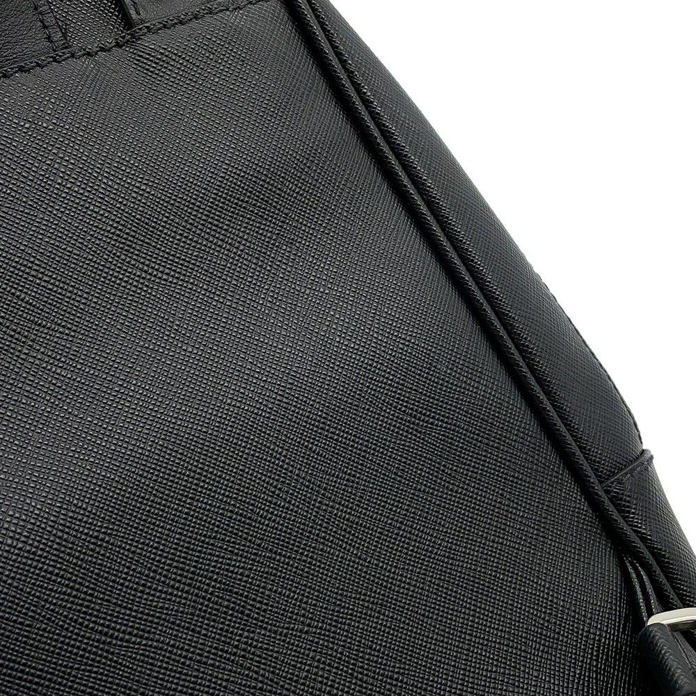 プラダ ボディバッグ トライアングルロゴ レザー 2VZ031 PRADA 黒