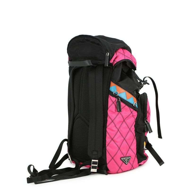 プラダ リュックサック トライアングルロゴ ナイロン PRADA バックパック 黒