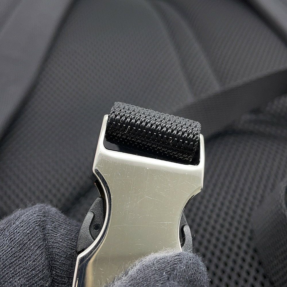 プラダ リュックサック トライアングルロゴ ナイロン PRADA バックパック 黒