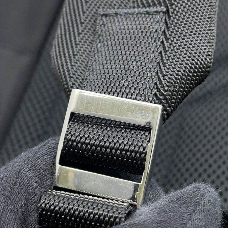 プラダ リュック トライアングルロゴ バックパック ナイロン 2VZ034 PRADA バッグ リュックサック 黒 アウトレット品