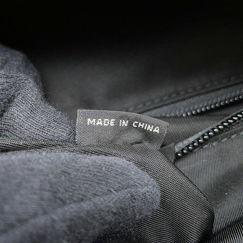 プラダ リュック トライアングルロゴ バックパック ナイロン 2VZ034 PRADA バッグ リュックサック 黒 アウトレット品