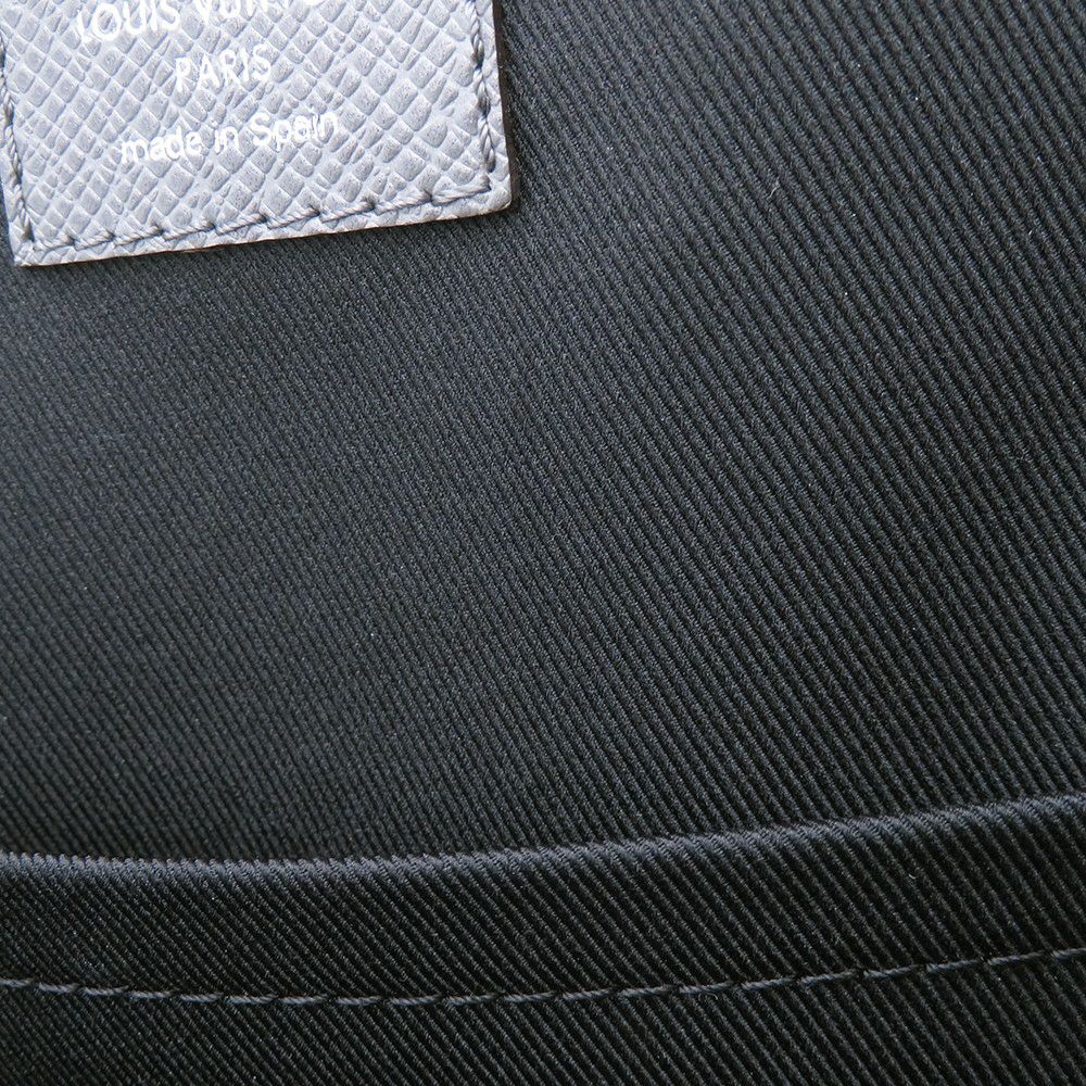 ルイヴィトン ボディバッグ タイガ アヴェニュー・スリングバッグ M30951 LOUIS VUITTON ヴィトン バッグ