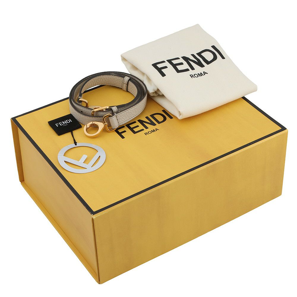 フェンディ ハンドバッグ ピーカブー アイコニックエッセンシャリー レザー 8BN302 FENDI 2wayショルダーバッグ