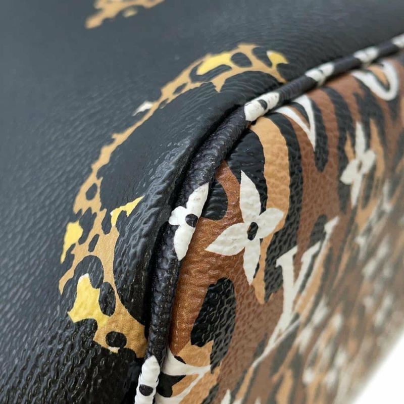 ルイヴィトン トートバッグ ジャングル モノグラム ネヴァーフルMM ポーチ付き M44676 LOUIS VUITTON バッグ ブラック 黒