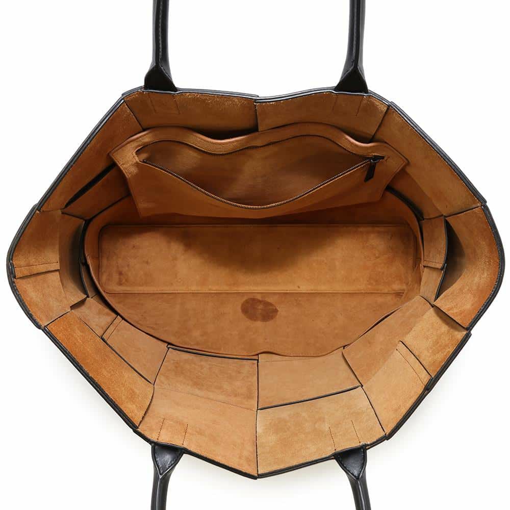 ボッテガヴェネタ トートバッグ マキシイントレチャート アルコ ラージ カーフレザー 608608 BOTTEGA VENETA 黒