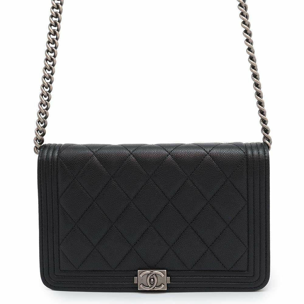 シャネル チェーンウォレット ボーイシャネル マトラッセ ココマーク キャビアスキン AP1117 CHANEL 黒
