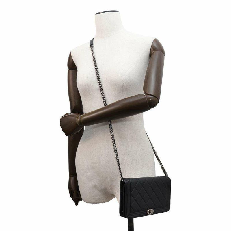 シャネル チェーンウォレット ボーイシャネル マトラッセ ココマーク キャビアスキン AP1117 CHANEL 黒