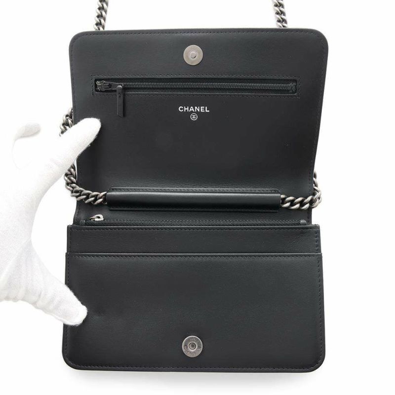 シャネル チェーンウォレット ボーイシャネル マトラッセ ココマーク キャビアスキン AP1117 CHANEL 黒