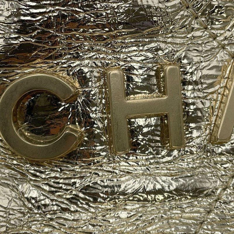 シャネル ハンドバッグ CHANEL 22 ミニ ココマーク メタリックカーフレザー AS3980 CHANEL 2way