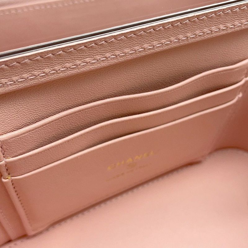 シャネル チェーンショルダーバッグ バニティ ココマーク カメリア マトラッセ ラムスキン AP3301 CHANEL