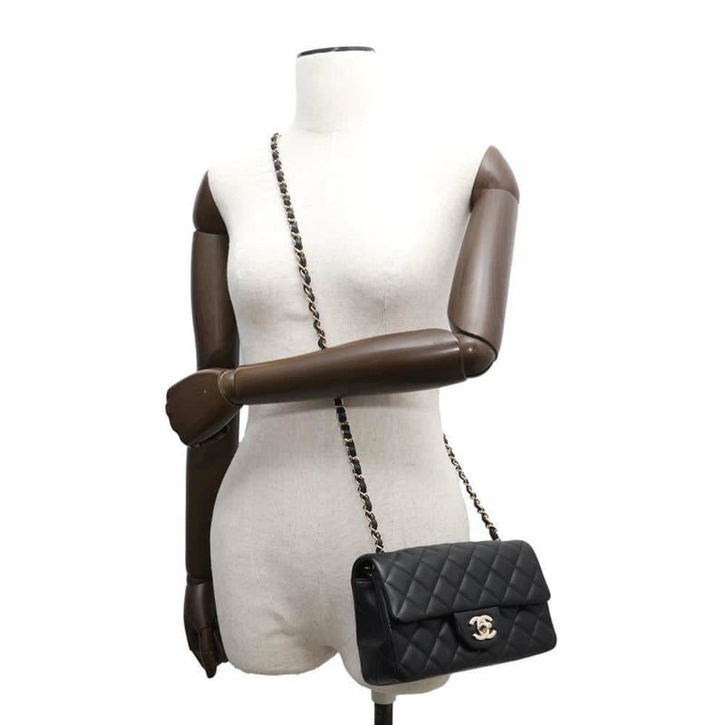 シャネル チェーンショルダーバッグ ココマーク マトラッセ ラムスキン A69900 CHANEL ミニ フラップ 黒