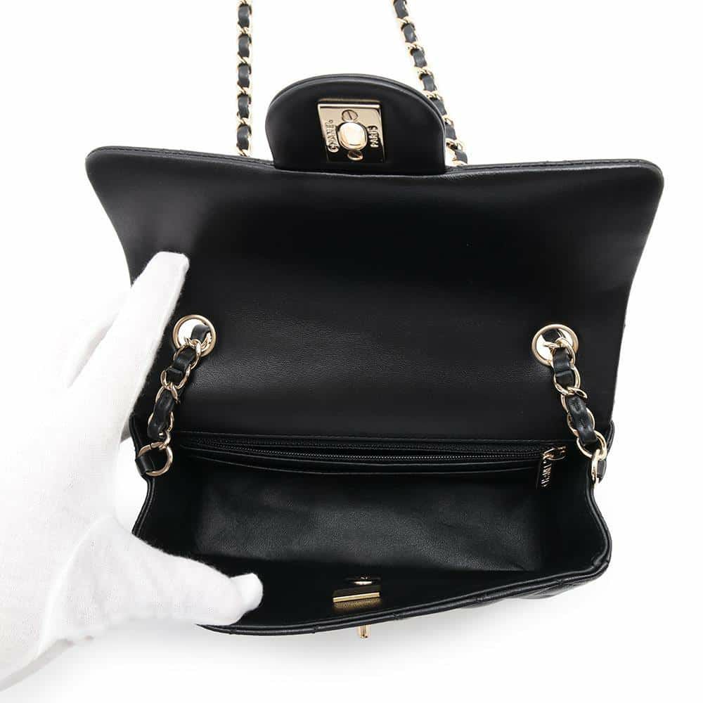 シャネル チェーンショルダーバッグ ココマーク マトラッセ ラムスキン A69900 CHANEL ミニ フラップ 黒