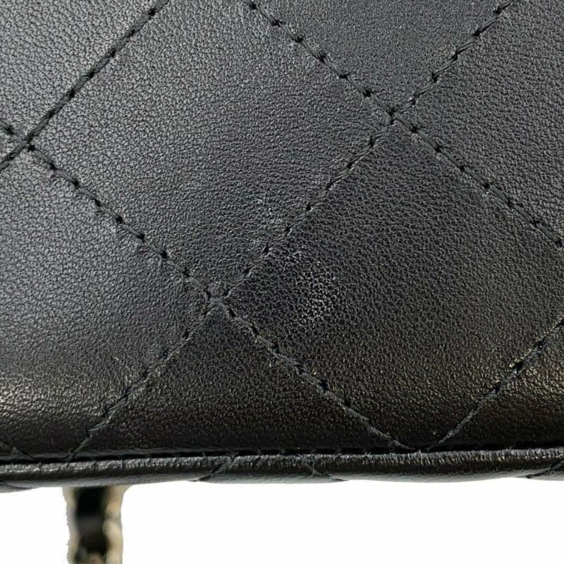 シャネル チェーンショルダーバッグ ココマーク マトラッセ ラムスキン A69900 CHANEL ミニ フラップ 黒