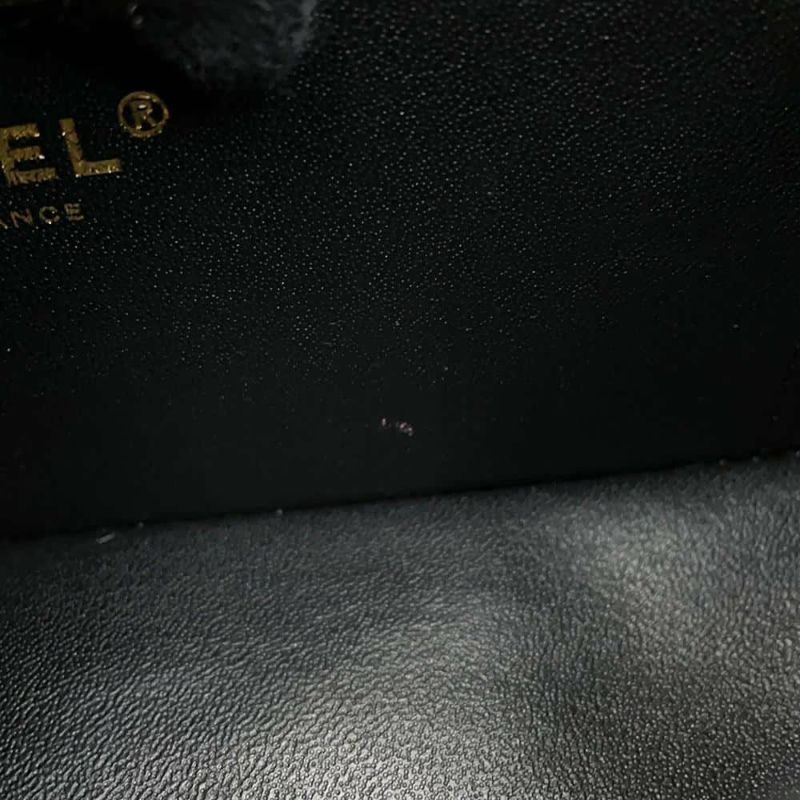 シャネル チェーンショルダーバッグ ココマーク マトラッセ ラムスキン A69900 CHANEL ミニ フラップ 黒