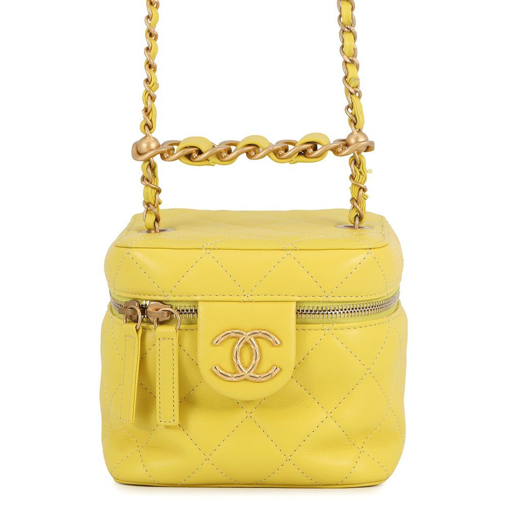 シャネル チェーンショルダーバッグ ココマーク マトラッセ バニティ ラムスキン AS3228 CHANEL