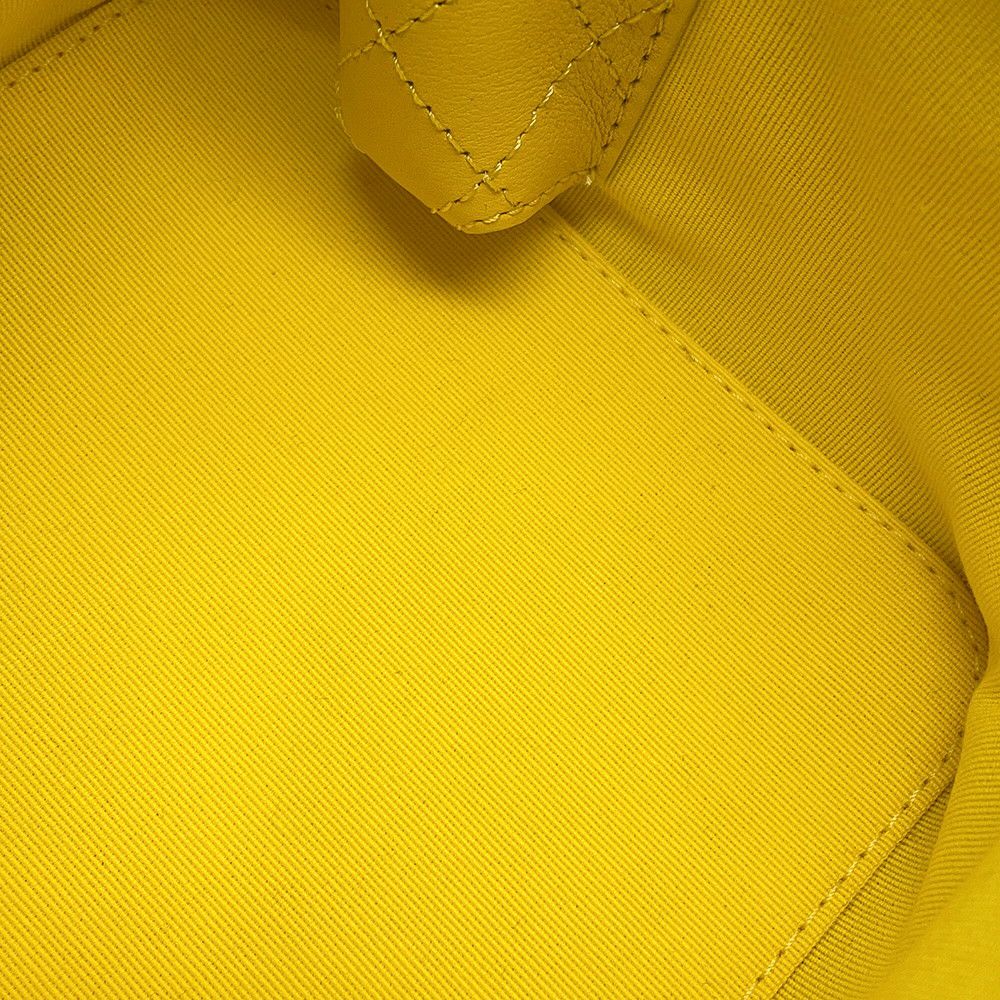 シャネル チェーンショルダーバッグ ココマーク マトラッセ バニティ ラムスキン AS3228 CHANEL