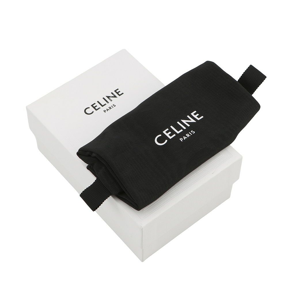 セリーヌ 三つ折り財布 トリオンフ スモール フラップウォレット 10D783 CELINE