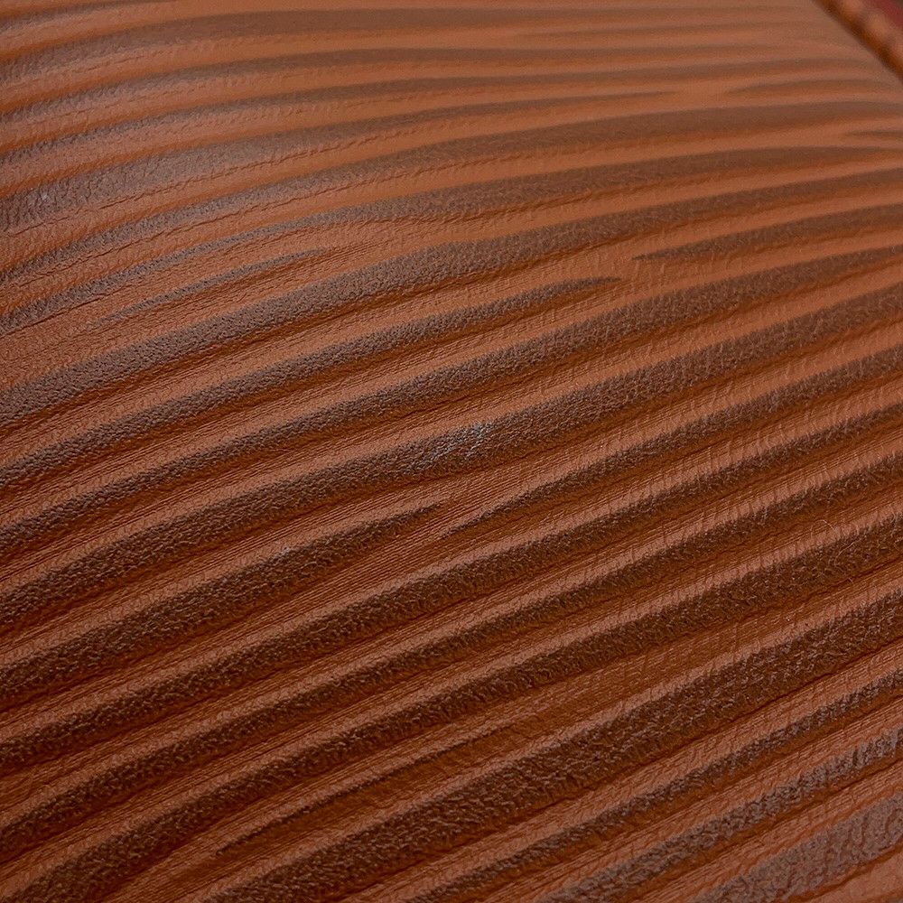 ルイヴィトン ショルダーバッグ エピXL/カーフレザー モンスリ・メッセンジャー M23097 LOUIS VUITTON ヴィトン バッグ