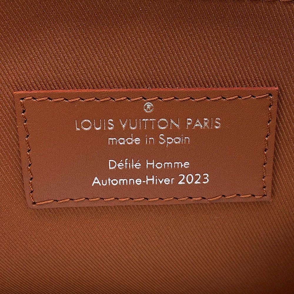 ルイヴィトン ショルダーバッグ エピXL/カーフレザー モンスリ・メッセンジャー M23097 LOUIS VUITTON ヴィトン バッグ