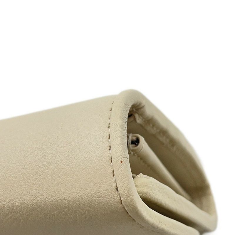 グッチ チェーンウォレット レザー ブロンディ  インターロッキングG ミディアム 725219 GUCCI 財布 白