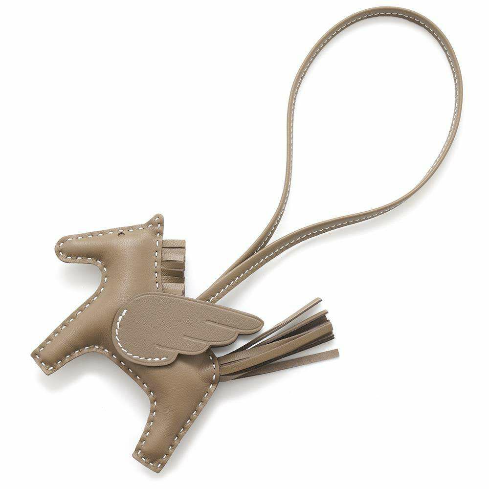 エルメス バッグチャーム ロデオPM ペガサス エトゥープ ラムスキン W  