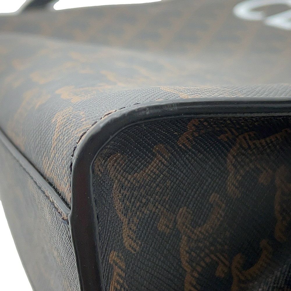 セリーヌ トートバッグ トリオンフ バーティカルカバ ミディアム 194432 CELINE 2wayショルダーバッグ 黒