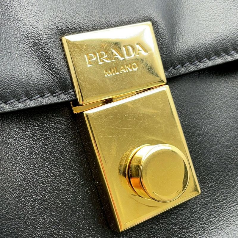 プラダ ショルダーバッグ ソフトサウンド チャーム ラージ レザー 1BD379 PRADA バッグ 黒