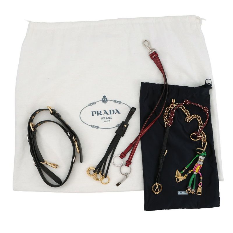 プラダ ショルダーバッグ ソフトサウンド チャーム ラージ レザー 1BD379 PRADA バッグ 黒