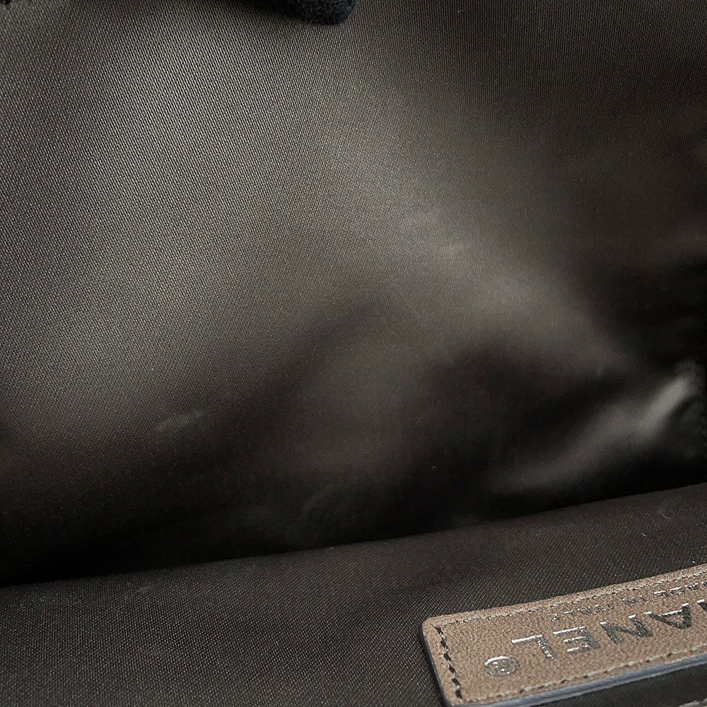 シャネル チェーントートバッグ ポートベロー ココマーク マトラッセ ヴィンテージレザー/ストロー A46153 CHANEL 黒