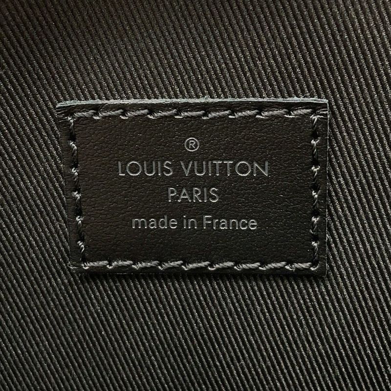 ルイヴィトン リュック トリヨンレザー クリストファー・スリムバックパック M58644 LOUIS VUITTON ヴィトン バッグ 黒 ブラック