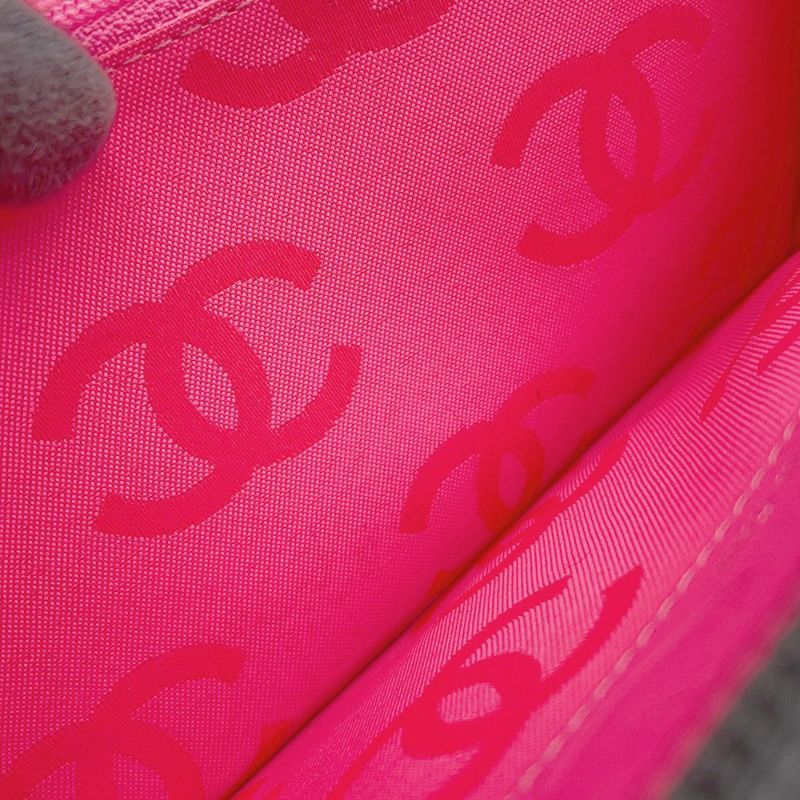 シャネル 長財布 マトラッセ ココマーク カンボンライン ラウンドファスナー ラムスキン A26710 CHANEL 黒