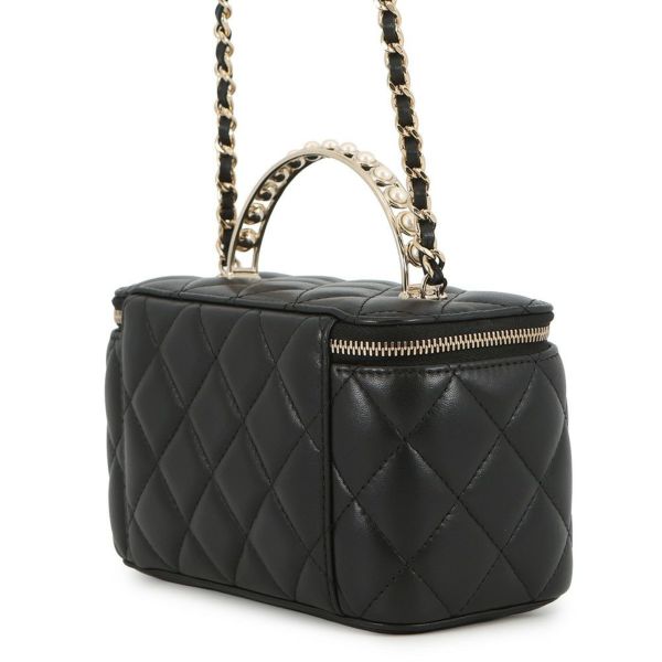 シャネル チェーンショルダーバッグ マトラッセ ココマーク フェイクパール ヴァニティ ラムスキン AP2199 CHANEL 黒
