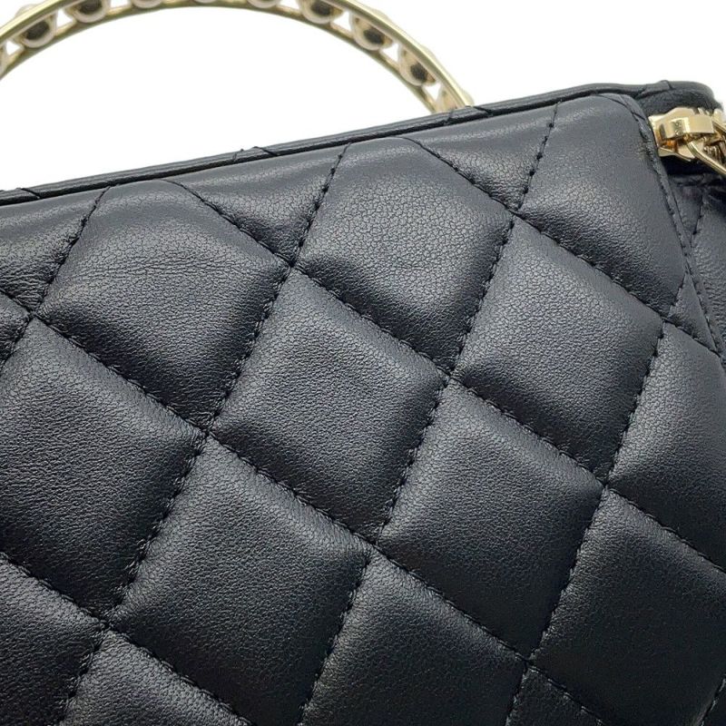 シャネル チェーンショルダーバッグ マトラッセ ココマーク フェイクパール ヴァニティ ラムスキン AP2199 CHANEL 黒