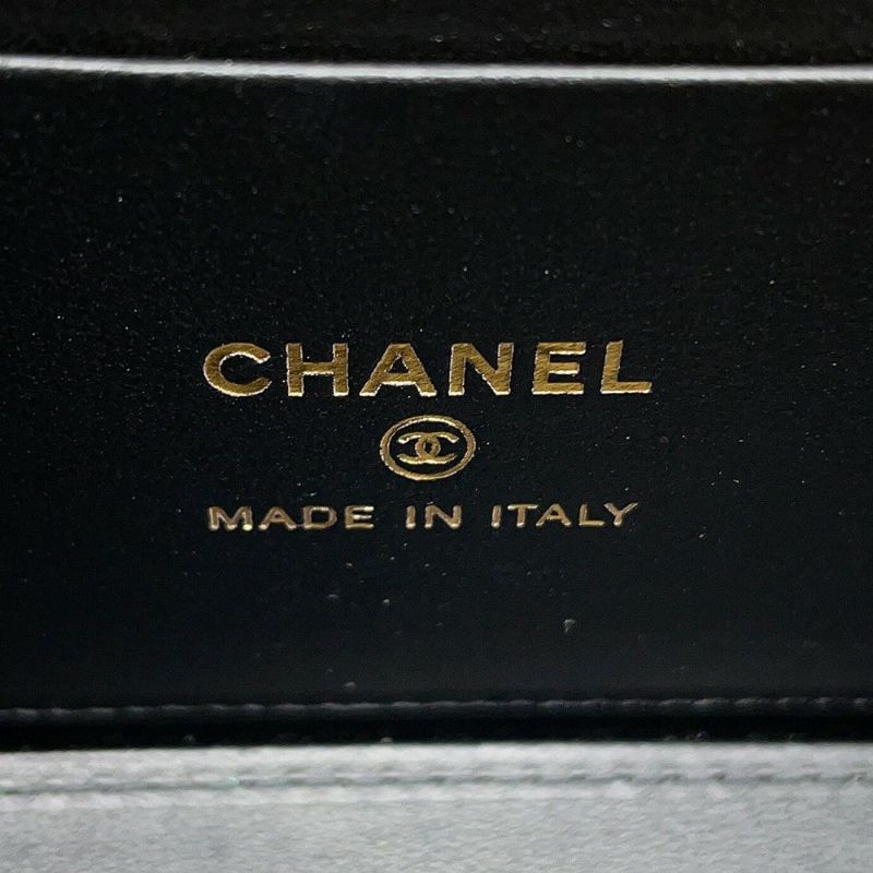 シャネル チェーンショルダーバッグ マトラッセ ココマーク フェイクパール ヴァニティ ラムスキン AP2199 CHANEL 黒