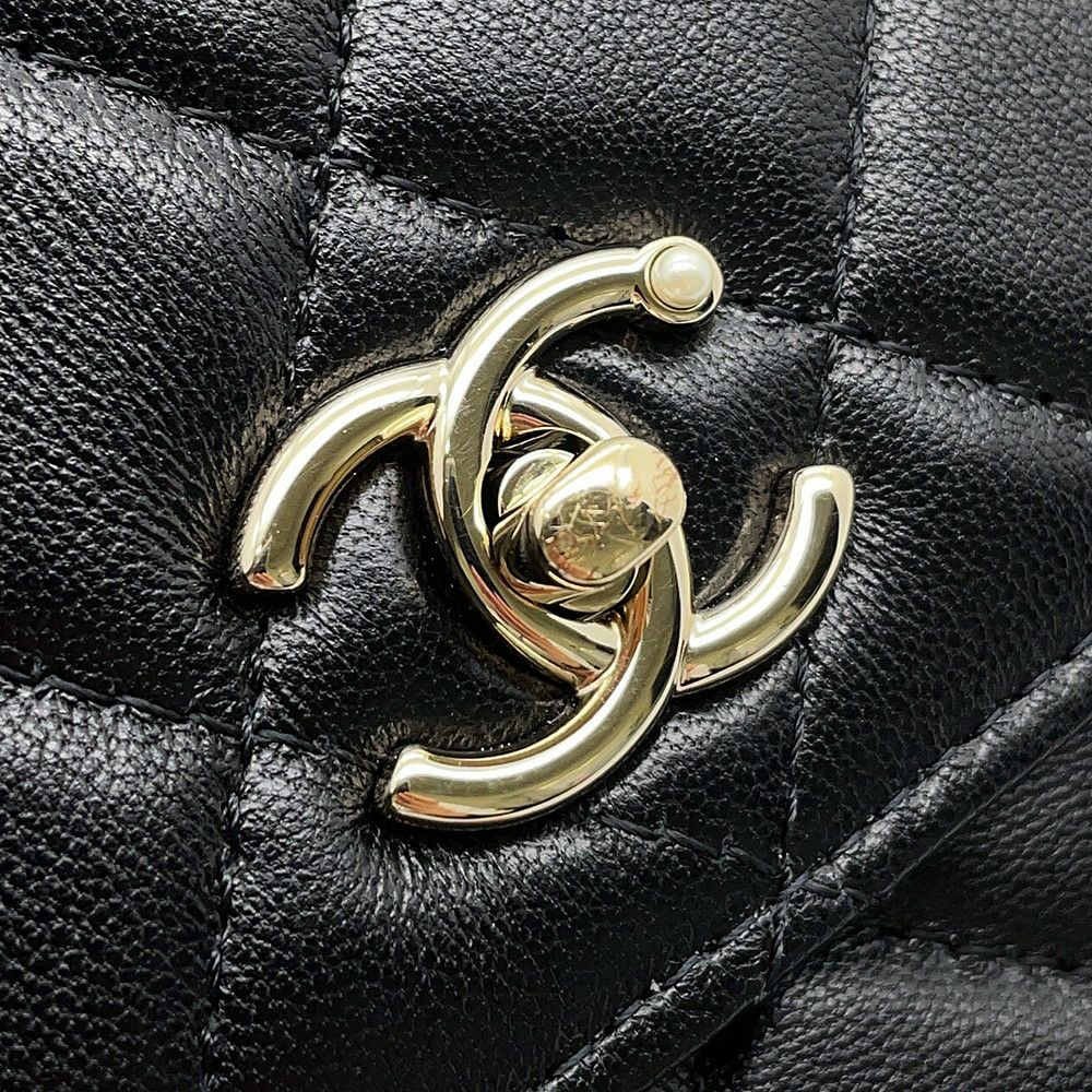 シャネル チェーンショルダーバッグ マトラッセ ココマーク フェイクパール ラムスキン AS5130 25/26年 クルーズ 黒