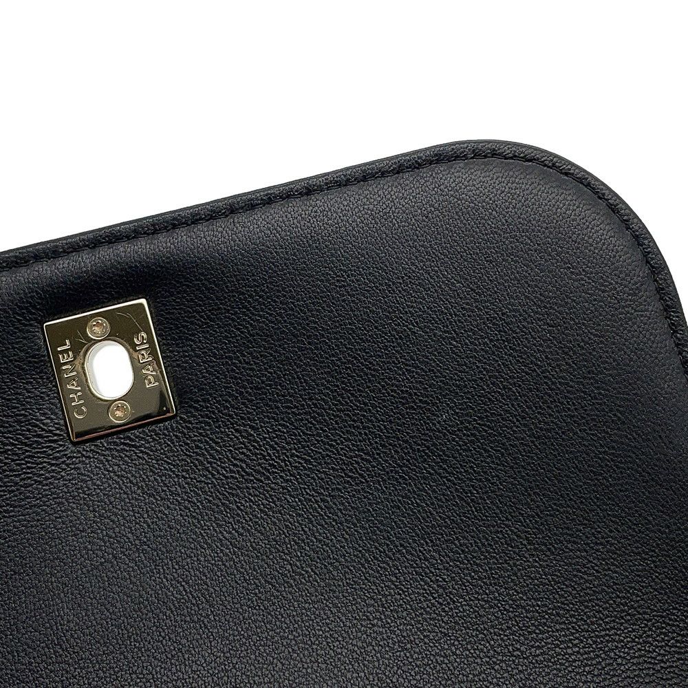 シャネル チェーンショルダーバッグ マトラッセ ココマーク フェイクパール ラムスキン AS5130 25/26年 クルーズ 黒