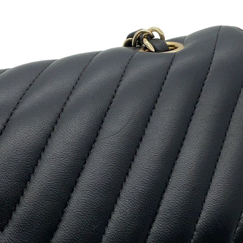 シャネル チェーンショルダーバッグ シェブロン Vステッチ ココマーク ラムスキン A01112 CHANEL ダブルチェーン 黒