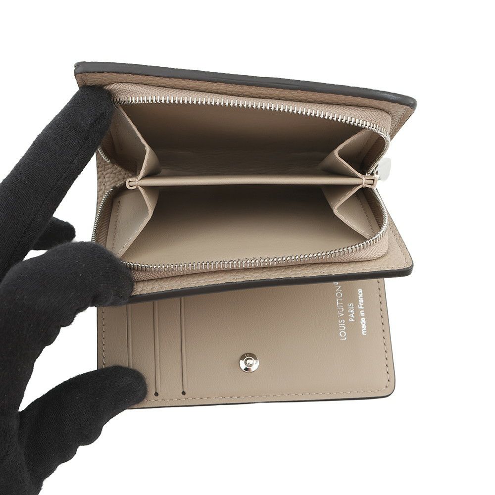 ルイヴィトン 二つ折り財布 モノグラム・マヒナ ポルトフォイユ・クレア M80817 LOUIS VUITTON ヴィトン 財布 コンパクト