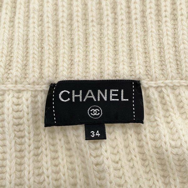 CHANEL　タートルネック　ジップアップ　サイズ38　難あり