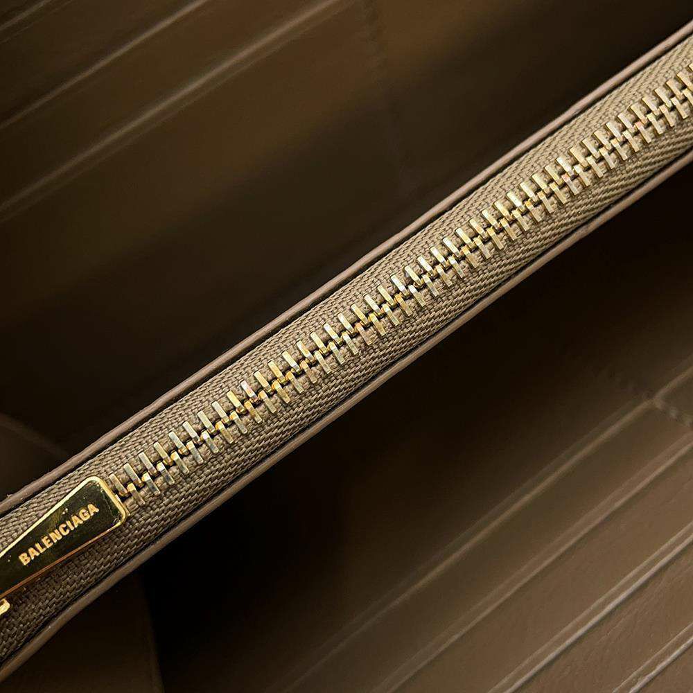 バレンシアガ 長財布 キャッシュ コンチネンタル ウォレット ブラック 594317 BALENCIAGA 財布 ロゴ 黒