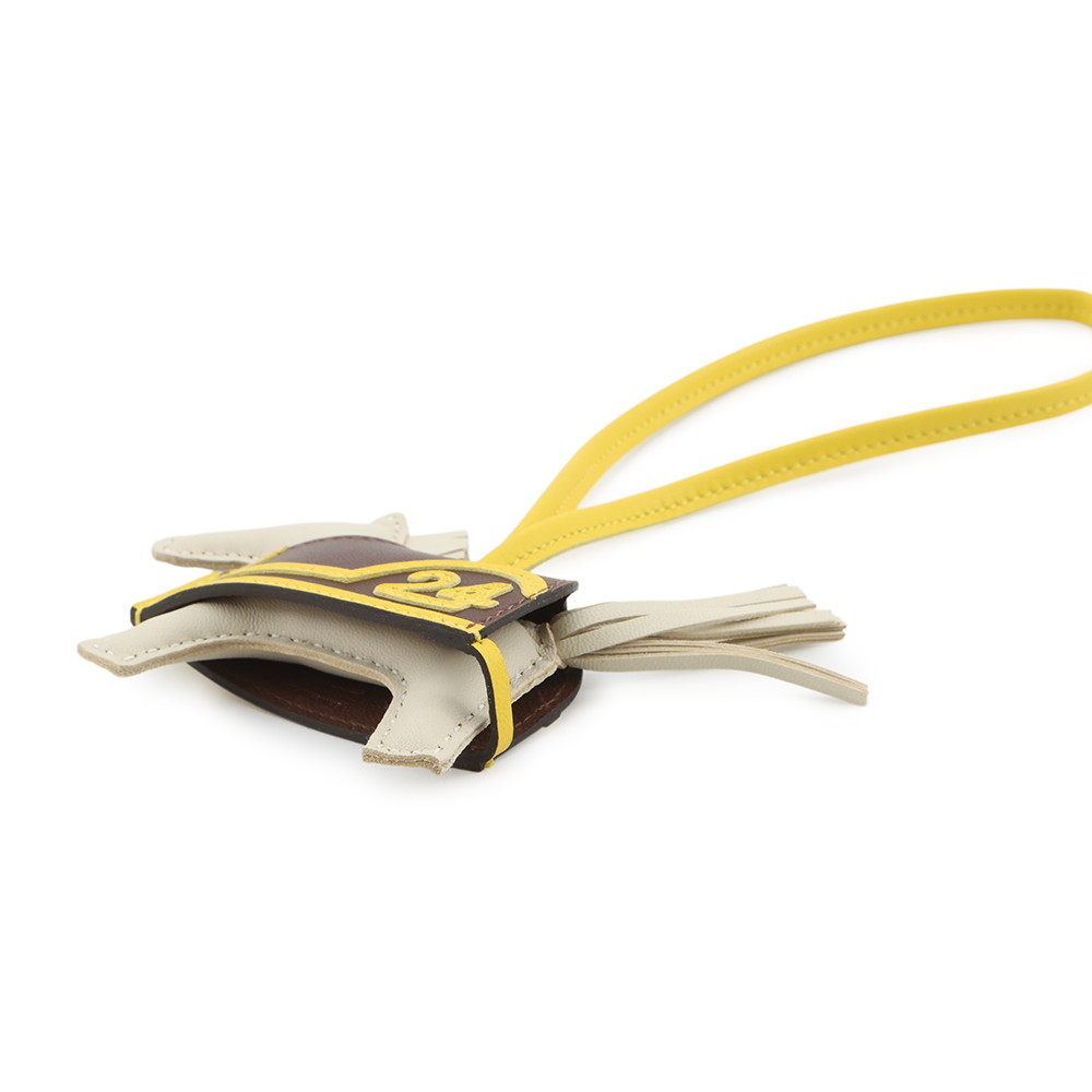 エルメス バッグチャーム ロデオPM ロベオ 24 クレ/テール/ジョーヌナプル ラムスキン/スイフト K刻印 HERMES