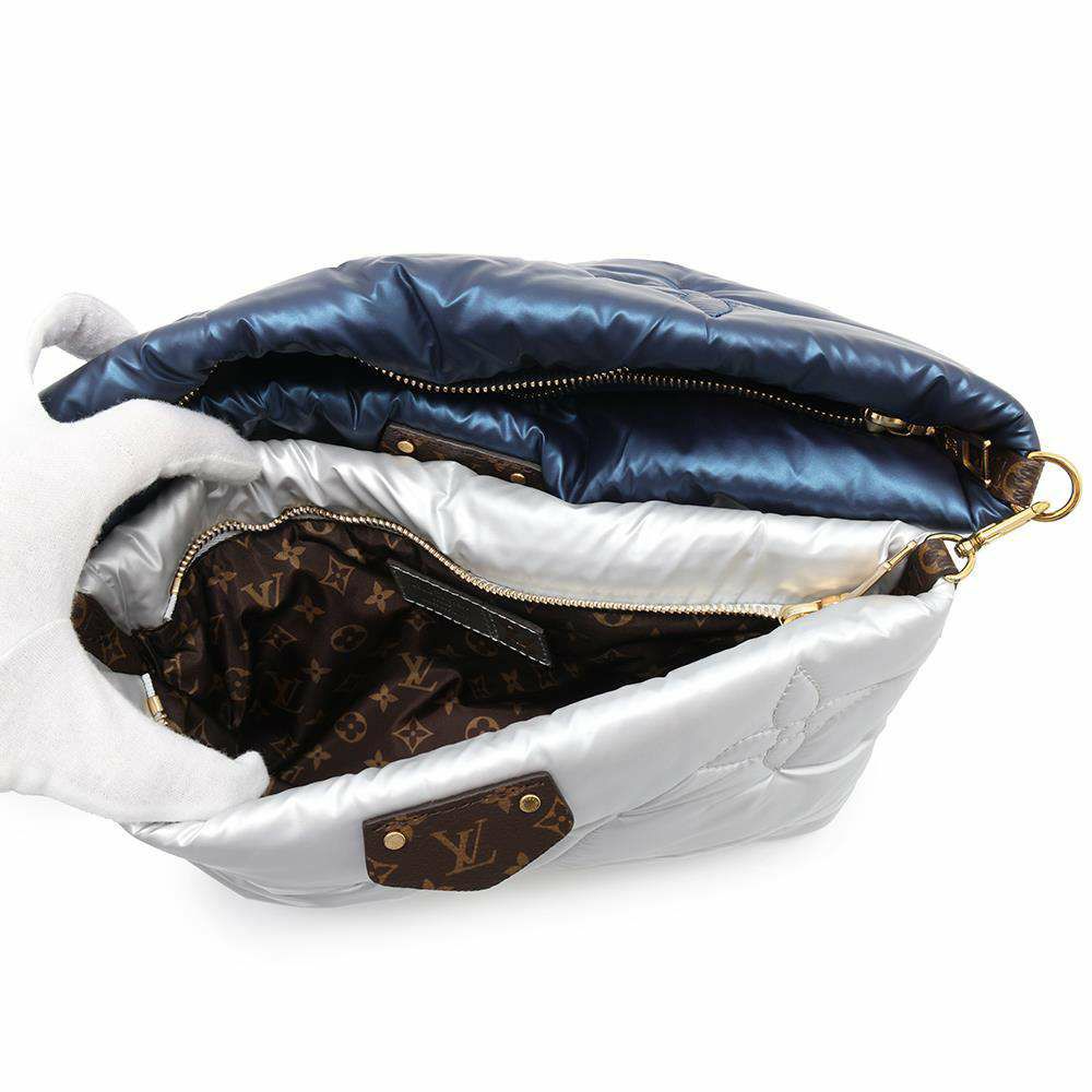 ルイヴィトン ショルダーバッグ モノグラム マキシ ミュルティ・ポシェット・アクセソワール M21057