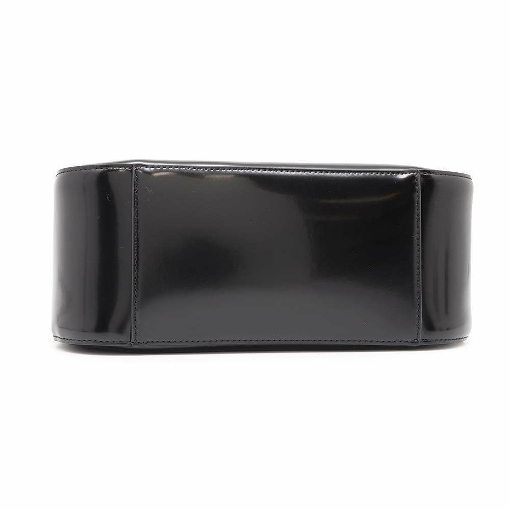 サンローランパリ ショルダーバッグ LE 5  7 ホーボーバッグ スモール パテントレザー 727709 SAINT LAURENT PARIS 黒