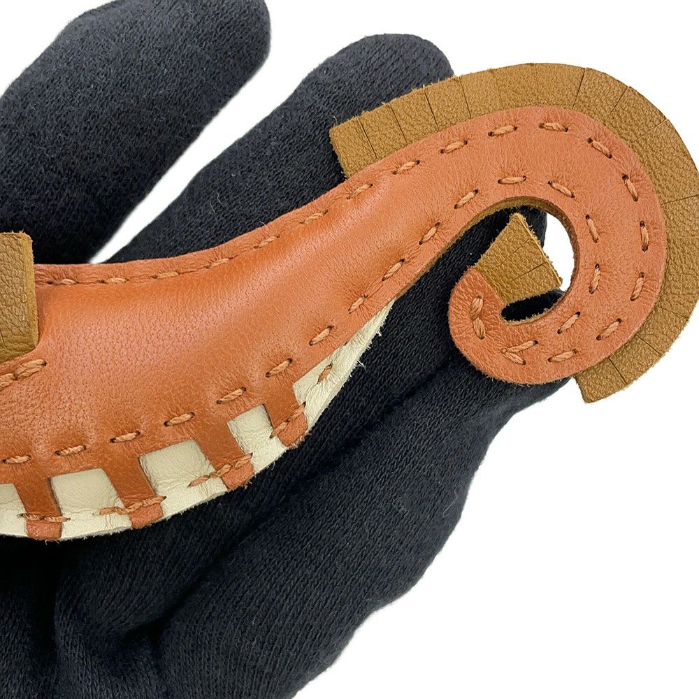 エルメス バッグチャーム イポ タツノオトシゴ ゴールド/クレ/クラフト ラムスキン B刻印 HERMES