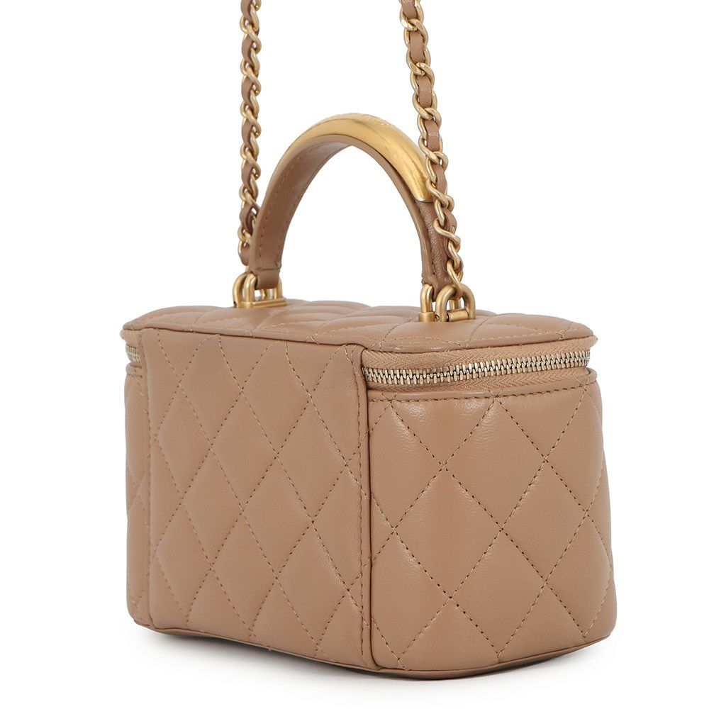 シャネル チェーンショルダーバッグ マトラッセ ココマーク ヴァニティケース ラムスキン AP2199 CHANEL