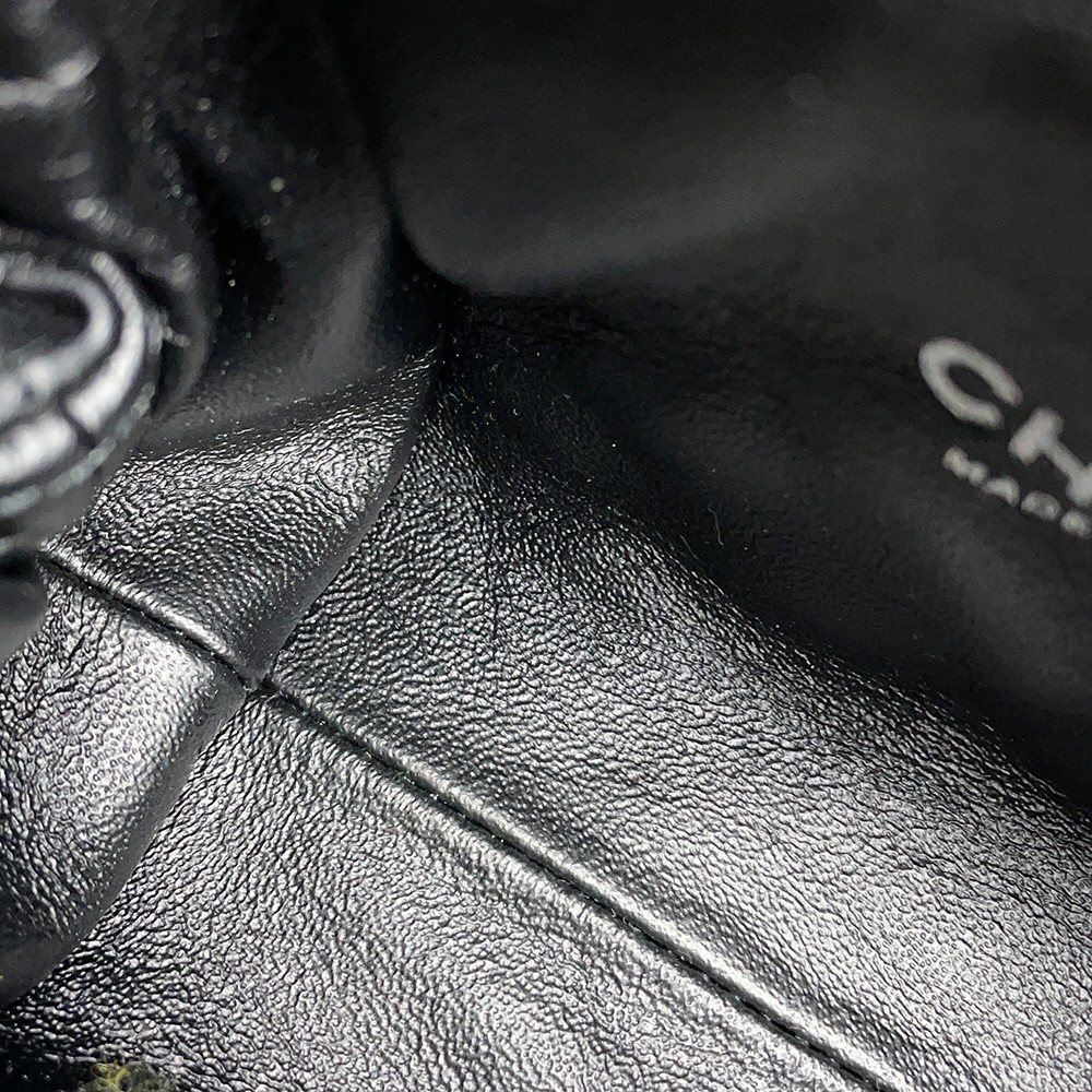 シャネル チェーンショルダーバッグ マトラッセ ココマーク パテント/レザー CHANEL チェーンポシェット 黒