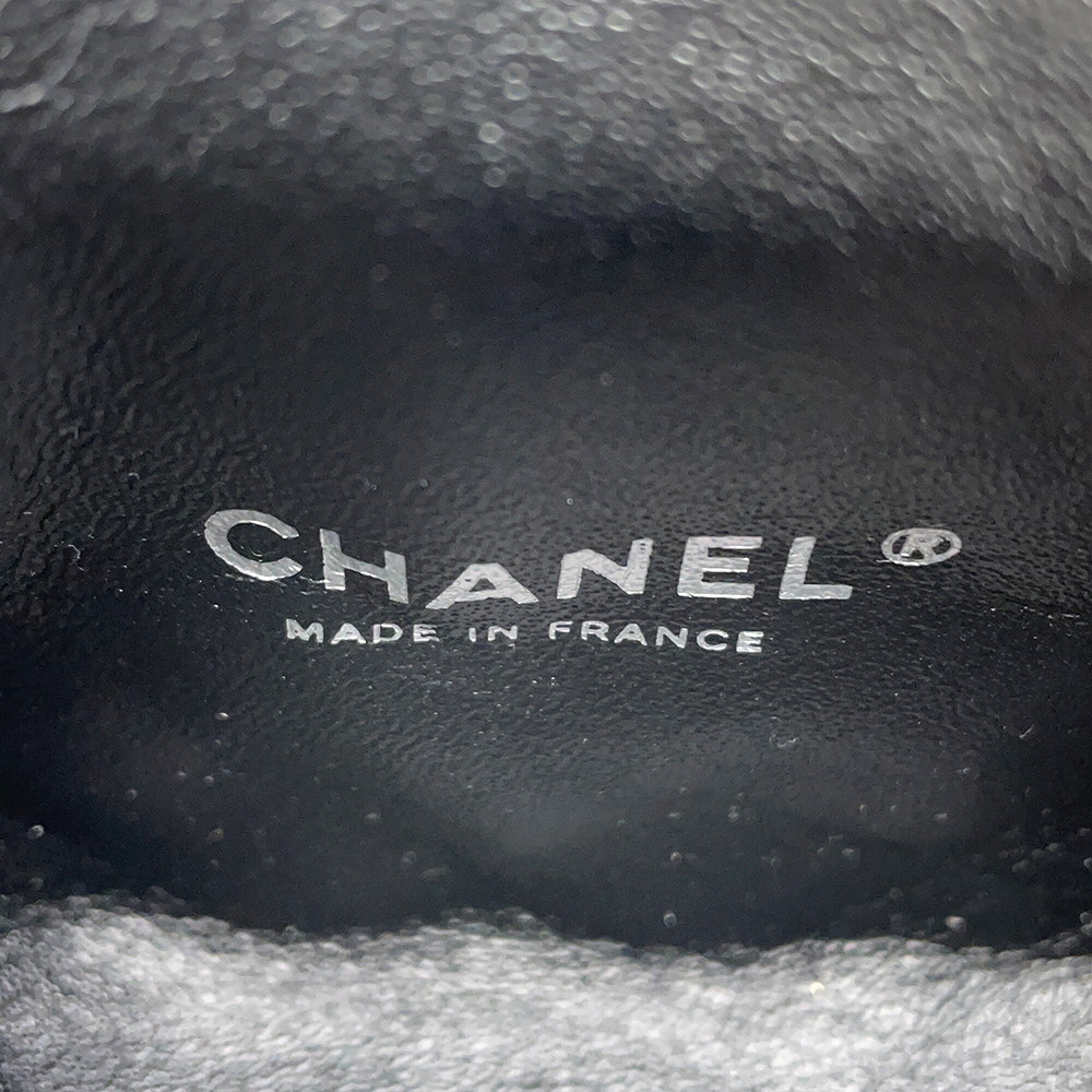 シャネル チェーンショルダーバッグ マトラッセ ココマーク パテント/レザー CHANEL チェーンポシェット 黒