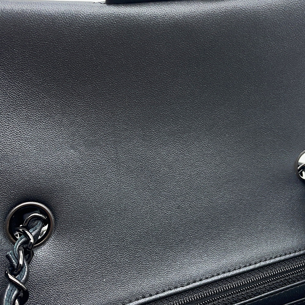 シャネル チェーンショルダーバッグ ココマーク ミニ マトラッセ 20 ラムスキン A69900 CHANEL 黒