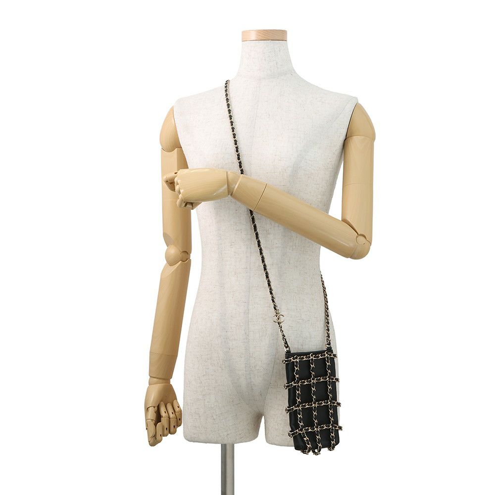 シャネル チェーンショルダーバッグ  チョコバー フォンケース ラムスキン AP1161 CHANEL 黒